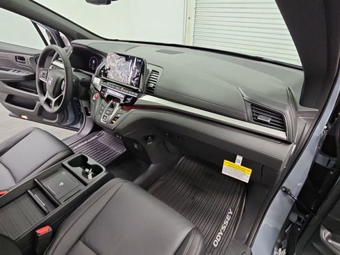 New 2026 Honda Odyssey Sport-L image 38