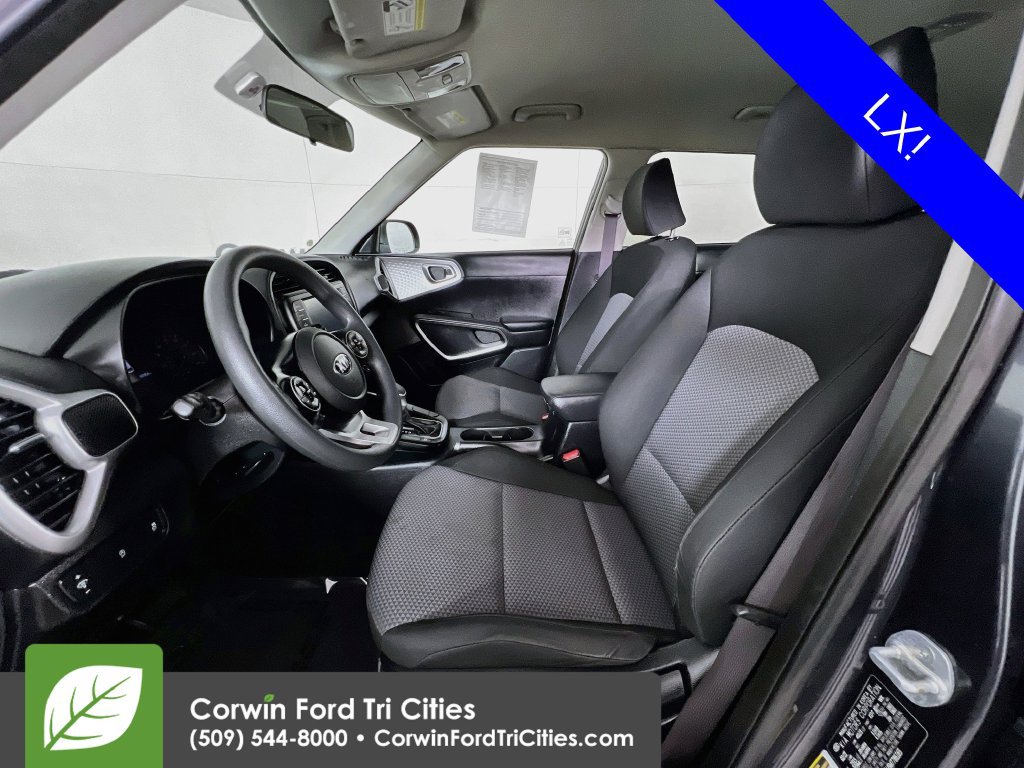 Used 2021 Kia Soul LX FWD image 22