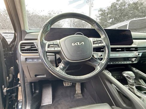 Used 2023 Kia Telluride SX Prestige image 12