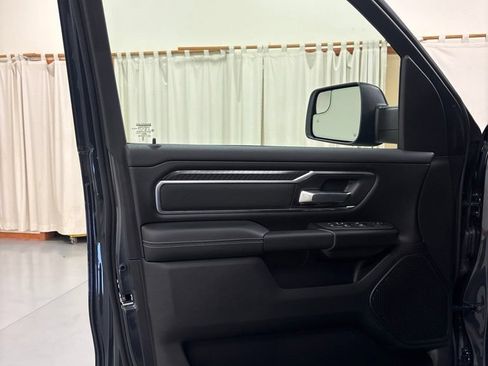New 2026 RAM 1500 Big Horn AWD/4WD image 16