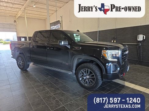 Used 2022 GMC Sierra 1500 AT4 w/ AT4 Premium Package image 2