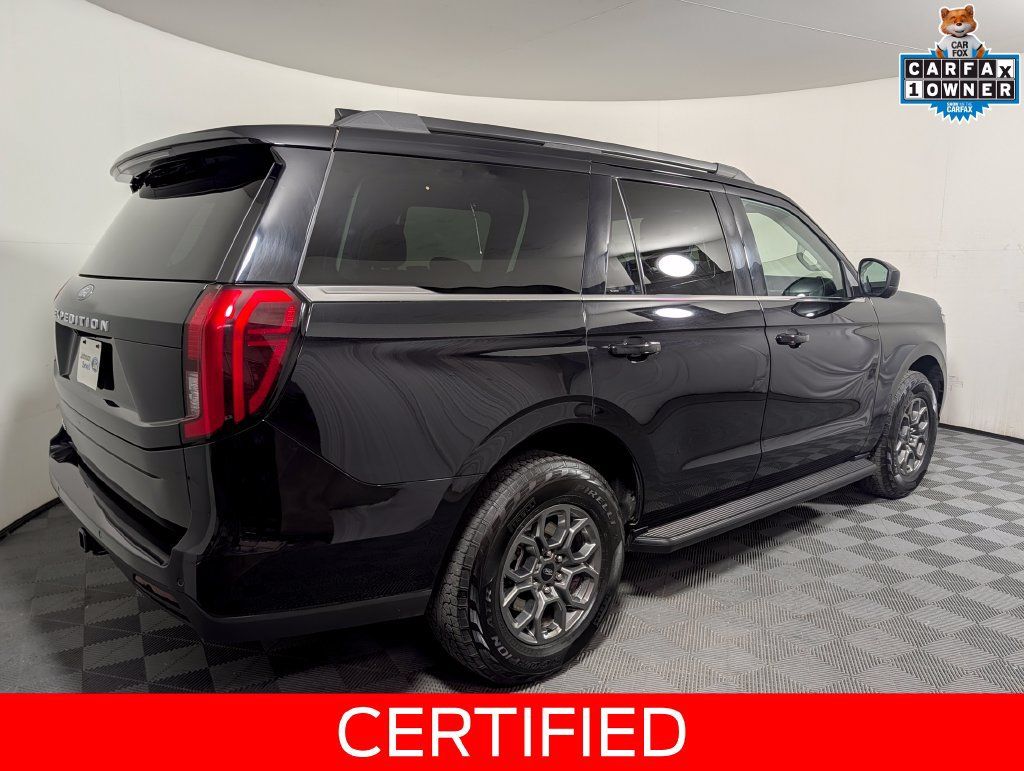Certified 2025 Ford Expedition Active RWD image 2