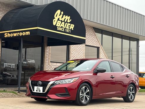 Used 2023 Nissan Sentra SV image 1