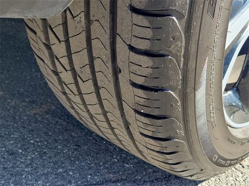 Used 2023 Ford Edge ST image 26