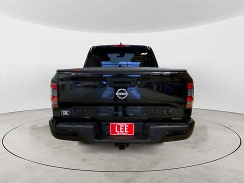 Certified 2023 Nissan Frontier SV w/ Midnight Edition Package image 4