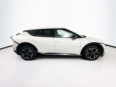 Used 2023 Kia EV6 Wind w/ Wind Technology Package AWD/4WD image 10