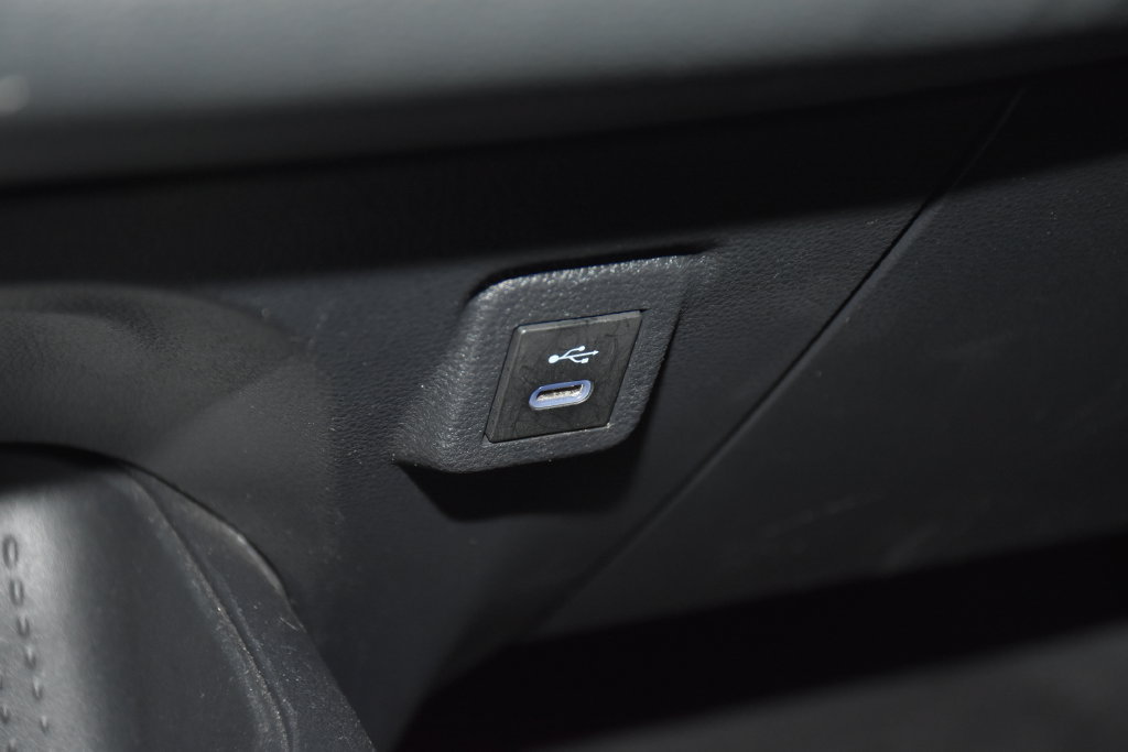 Used 2025 Toyota Corolla LE FWD image 22