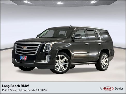 Used 2018 Cadillac Escalade Premium Luxury image 1