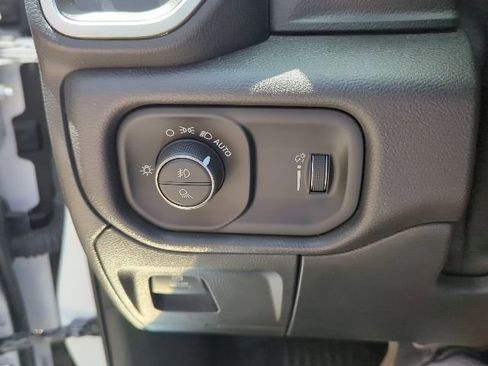 Certified 2021 RAM 1500 Big Horn RWD image 21