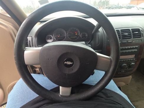 Used 2005 Chevrolet Uplander LS w/ LS Easy Order Package image 22