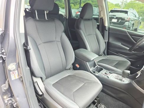 Used 2020 Subaru Forester Premium image 19