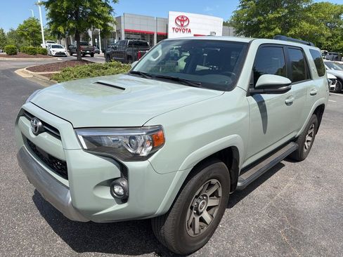 Used 2023 Toyota 4Runner TRD Off-Road Premium w/ Moonroof Package image 2