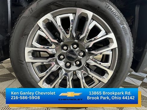 Certified 2024 GMC Sierra 1500 Denali Ultimate AWD/4WD image 27
