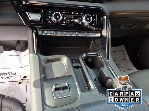 Used 2024 GMC Sierra 2500 AT4 w/ AT4 Premium Plus Package image 18