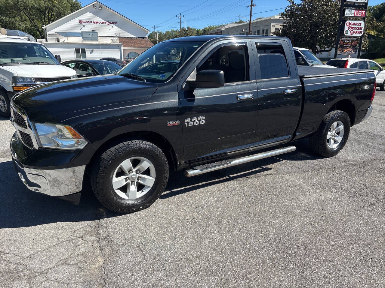 Used 2016 RAM 1500 Classic SLT RWD image 1