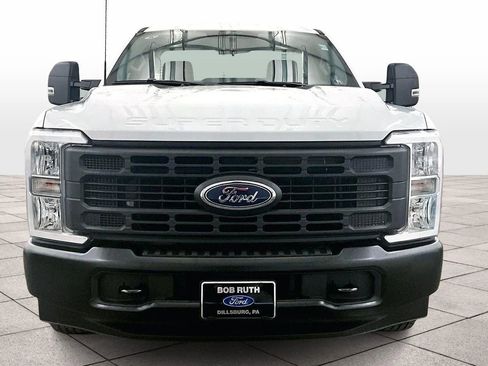 New 2026 Ford F250 XL w/ F-250 >10K GVWR Package image 3