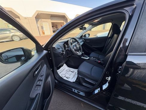 Used 2018 Toyota Yaris iA FWD image 9