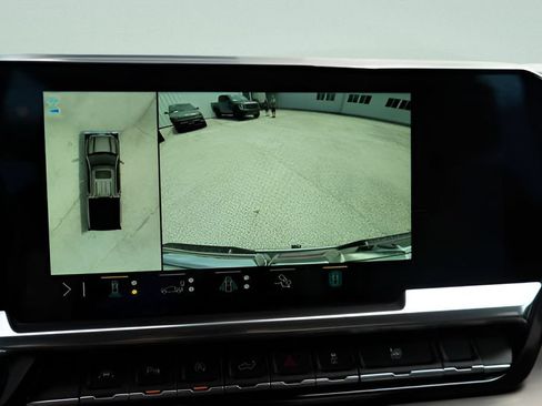 Used 2022 GMC Sierra 1500 SLT RWD image 24