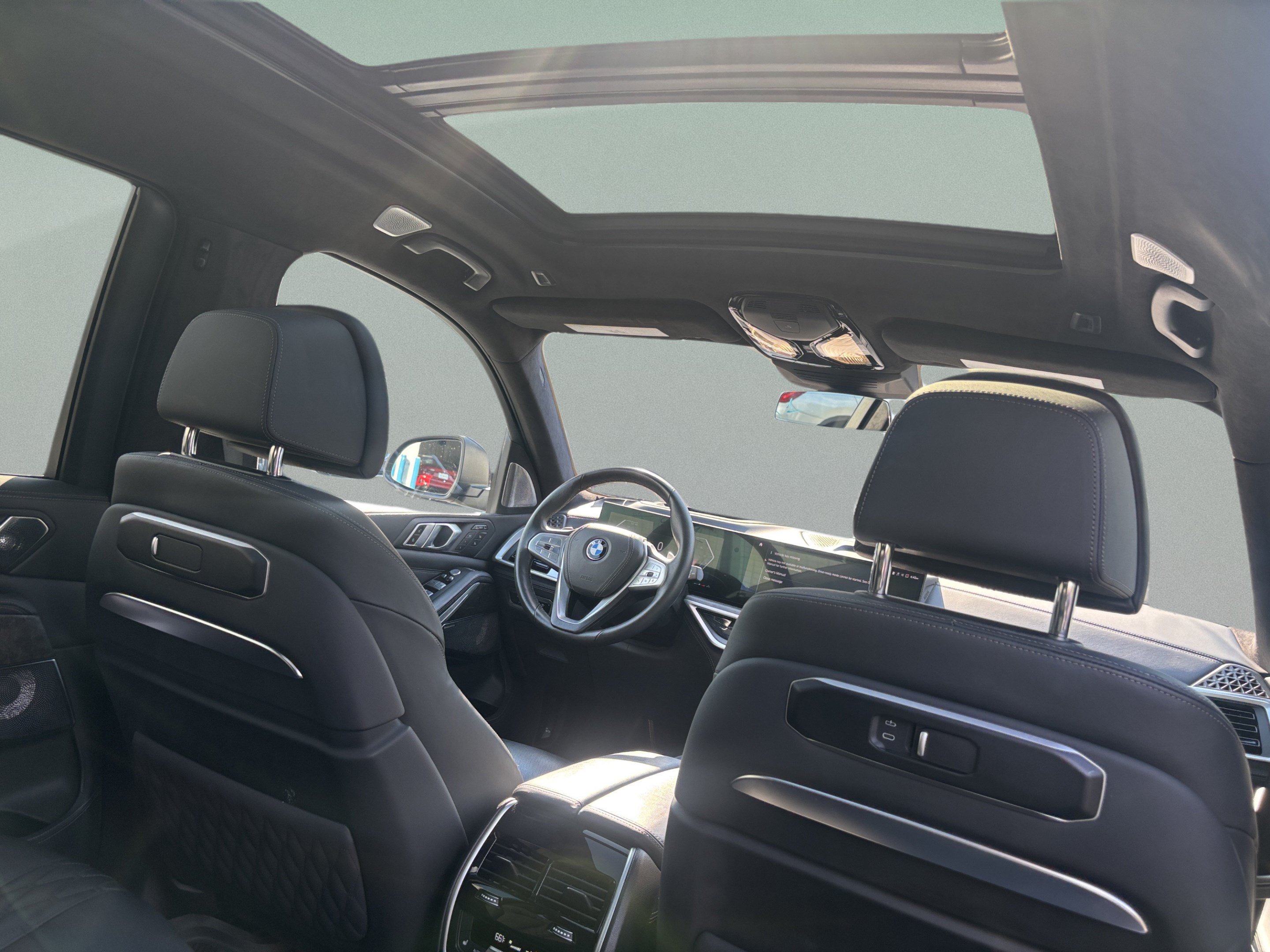 Used 2023 BMW X7 xDrive40i w/ Executive Package AWD/4WD image 26