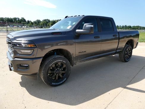 New 2026 RAM 2500 Big Horn AWD/4WD image 8