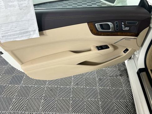 Used 2013 Mercedes-Benz SL 550 image 18