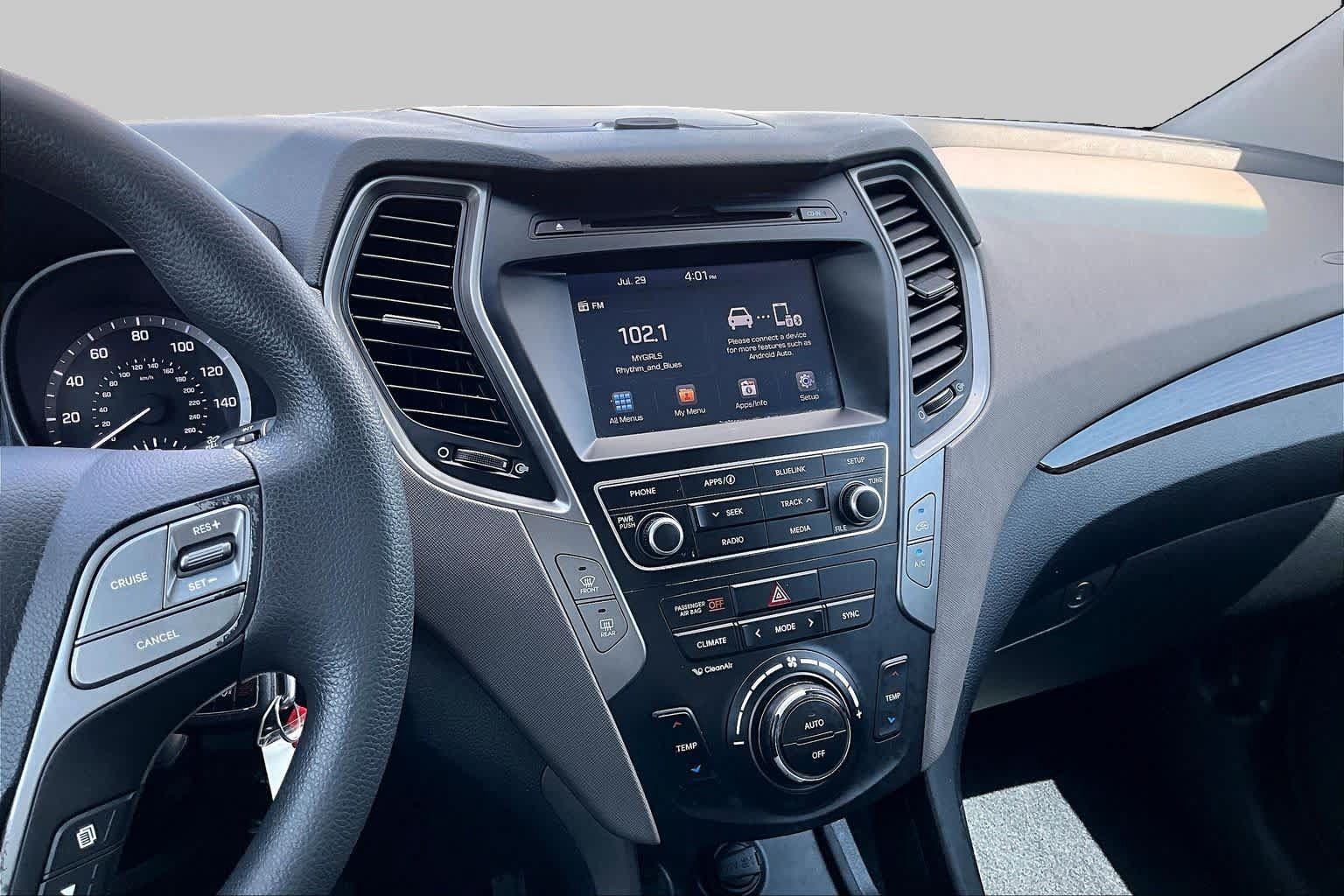 Used 2017 Hyundai Santa Fe Sport FWD image 7