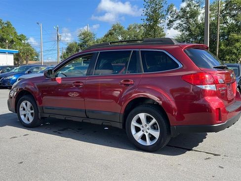 Used 2014 Subaru Outback 2.5i Premium w/ Moonroof Package AWD/4WD image 9