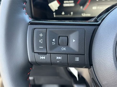 New 2026 Nissan Kicks SR image 19