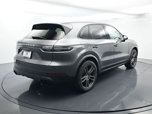 Used 2019 Porsche Cayenne image 14