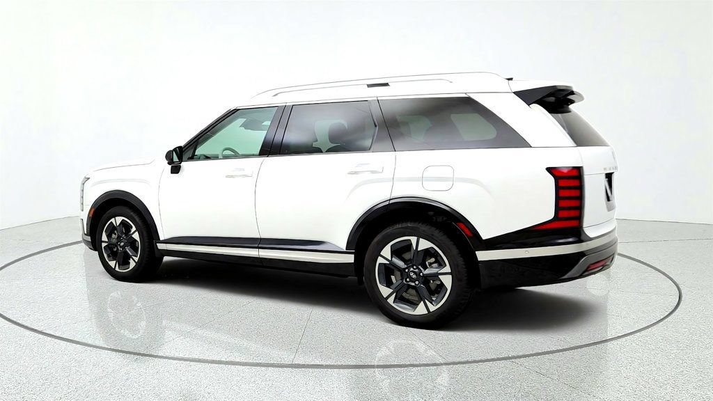 Used 2026 Hyundai Palisade Limited AWD/4WD image 7