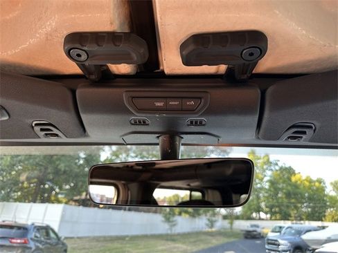 Used 2023 Jeep Gladiator Overland image 40