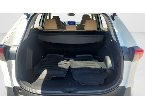Used 2025 Toyota RAV4 XLE w/ Convenience Package FWD image 9