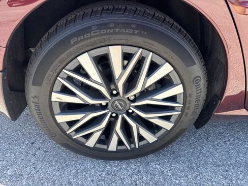 Used 2023 Nissan Altima 2.5 SV FWD image 16