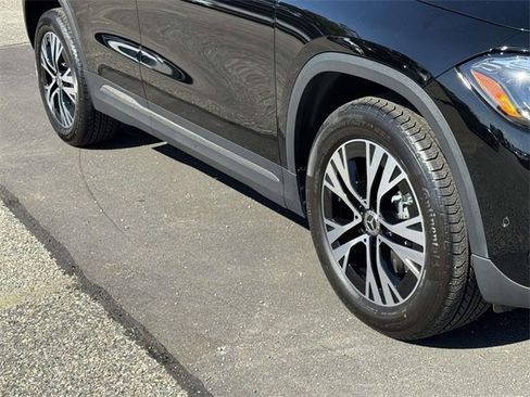 Certified 2025 Mercedes-Benz GLA 250 4MATIC image 13