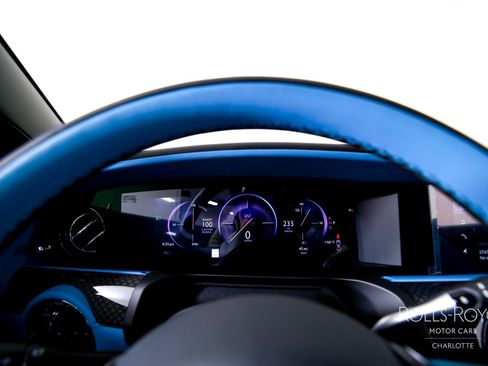 Used 2025 Rolls-Royce Spectre Black Badge w/ Spectre Enhancement Package image 14