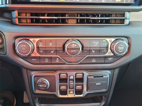 New 2026 Jeep Wrangler Sport S image 19