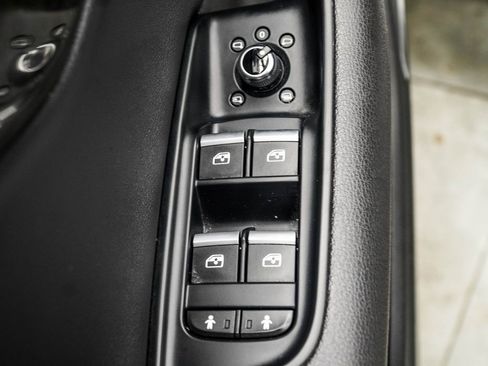 Used 2021 Audi Q7 3.0T Premium Plus image 33