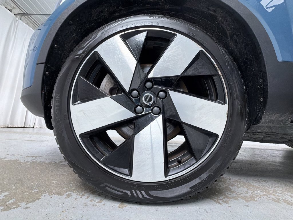 Used 2023 Volvo C40 P8 Recharge Ultimate AWD/4WD image 14