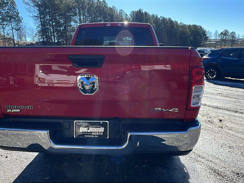 Used 2024 RAM 2500 Big Horn w/ Bed Utility Group image 9