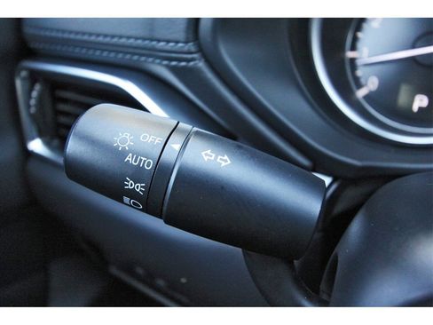 Used 2020 MAZDA CX-5 Touring image 19