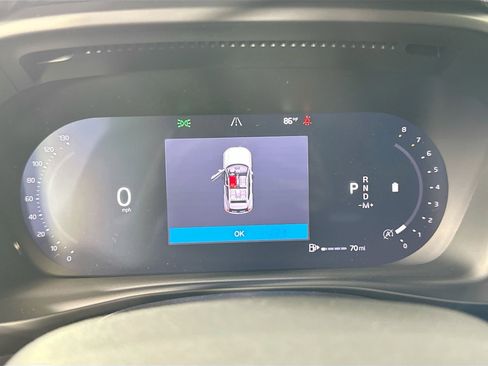 New 2026 Volvo XC40 B5 Ultra w/ Protection Package Premier image 11