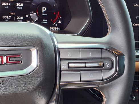 Used 2024 GMC Canyon AT4 w/ Canyon Safety Plus Package AWD/4WD image 15