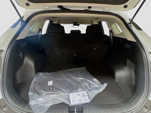 New 2026 Kia Sportage LX FWD image 24