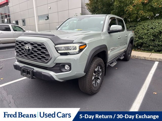 Certified 2022 Toyota Tacoma TRD Off-Road AWD/4WD image 19