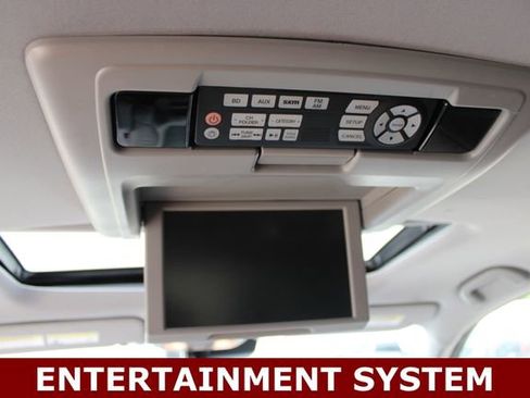 Used 2017 Honda Pilot Touring image 5