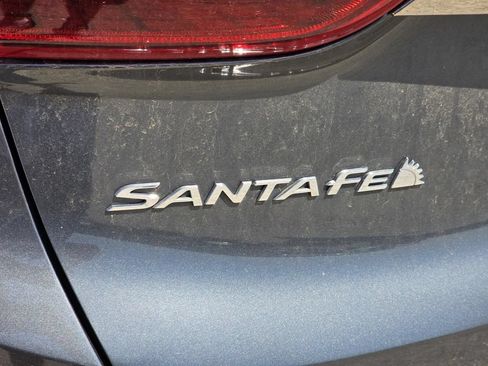 Used 2020 Hyundai Santa Fe Limited FWD image 10