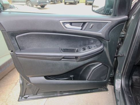 Used 2024 Ford Edge SEL w/ Convenience Package image 11