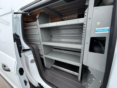 Used 2022 Ford Transit Connect XL image 30