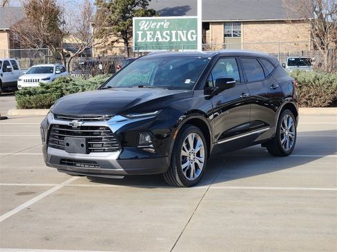 Used 2022 Chevrolet Blazer Premier w/ Enhanced Convenience Package image 4