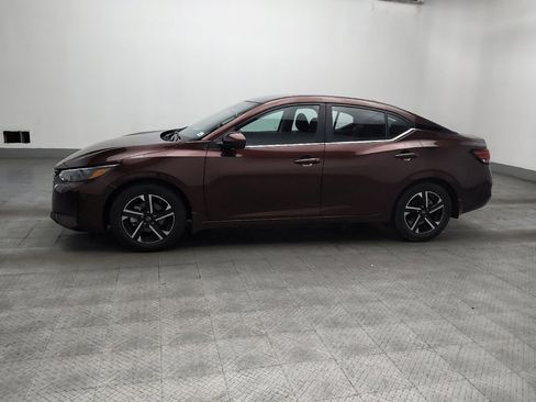 Used 2025 Nissan Sentra SV FWD image 2
